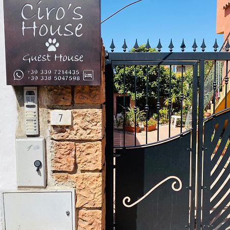 Affittacamere Ciro'S House Olbia Bagian luar foto